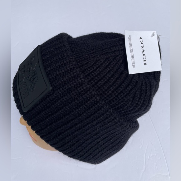 Coach Ribbed Black Beanie. - Picture 10 of 15